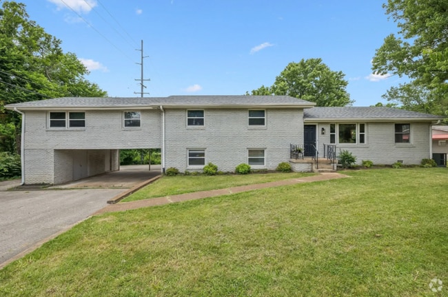 Building Photo - 6528 Premier Dr