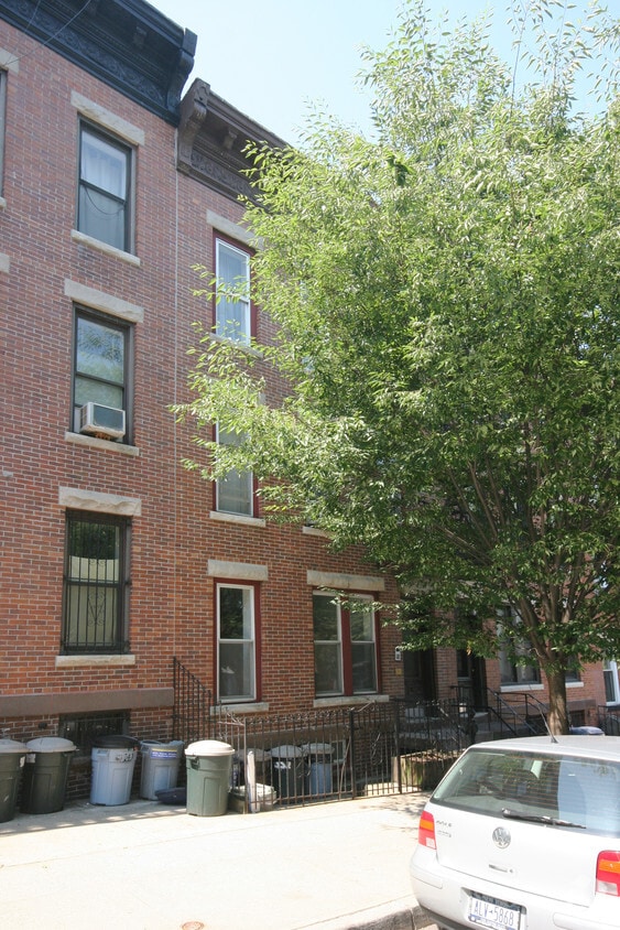 Building Photo - 352 22nd St