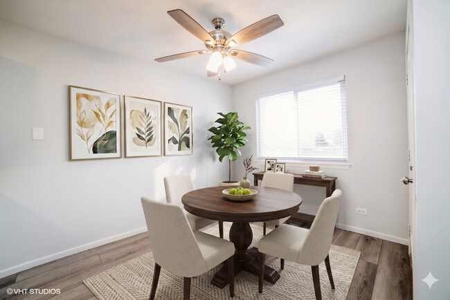 Foto del edificio - 373 Newport Ln