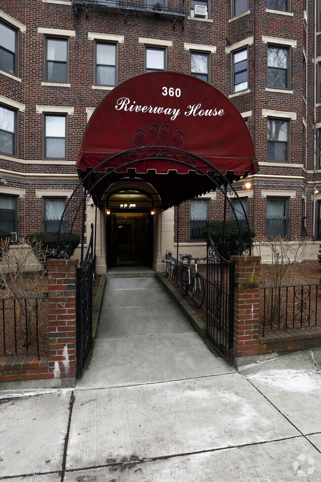 The Riverway House Rentals Boston, MA