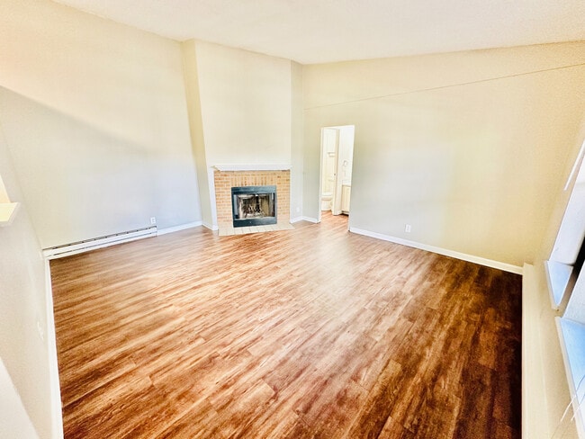 Living - WILLOW RUSH