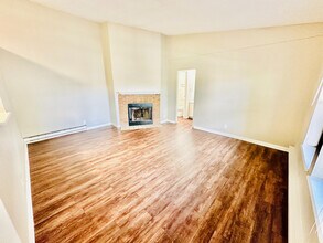 Living - WILLOW RUSH