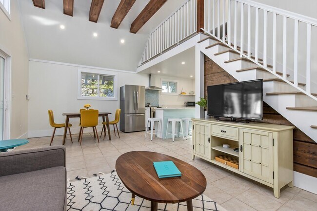 Foto del edificio - 50 Briar Rd