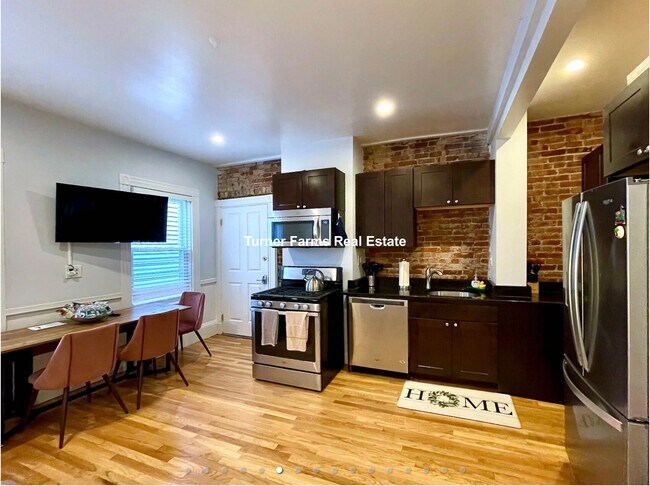 Foto del edificio - 330 Western Ave