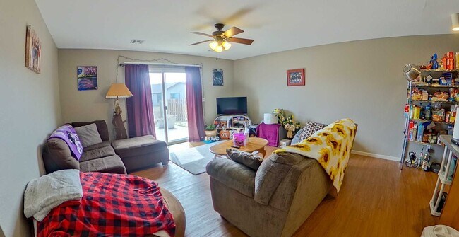 Building Photo - 3D Tour Available - Gorgeous duplex + Gara...