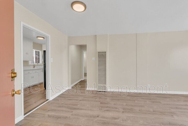 Building Photo - 156 Marina Way