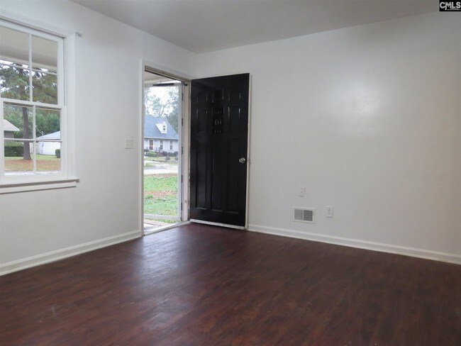 Building Photo - 3540 Hill Springs Dr