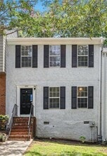 Building Photo - 1654 Cedar Bluff Way