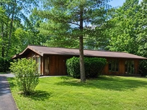 Building Photo - 43 Tephanic Ave