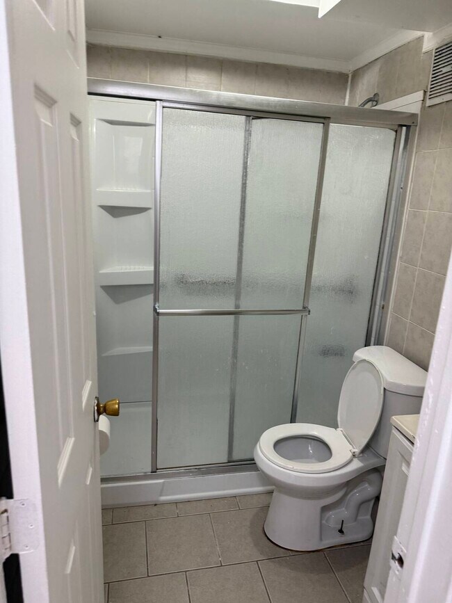 Building Photo - 14XX Hicks St