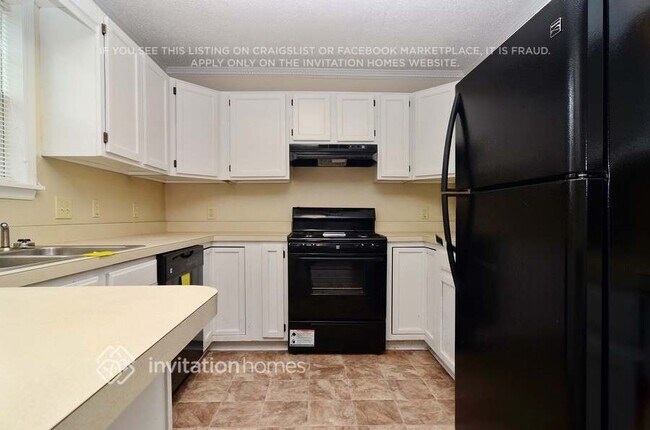 Foto del edificio - 7855 Dogwood Way