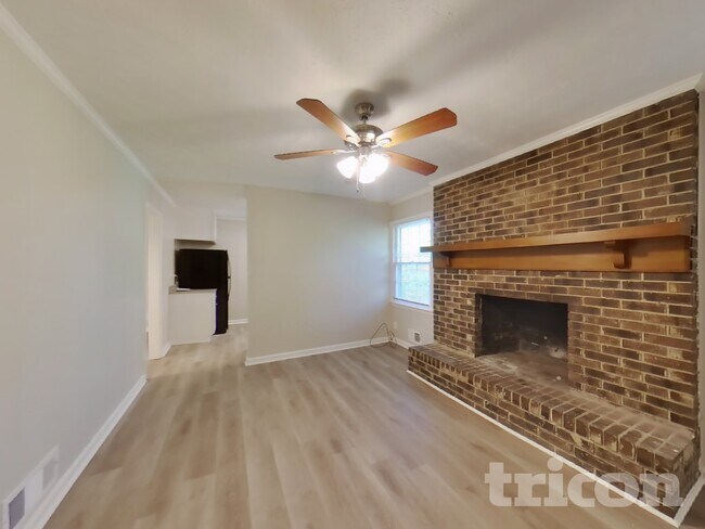 Foto del edificio - 199 Kings Ct NW