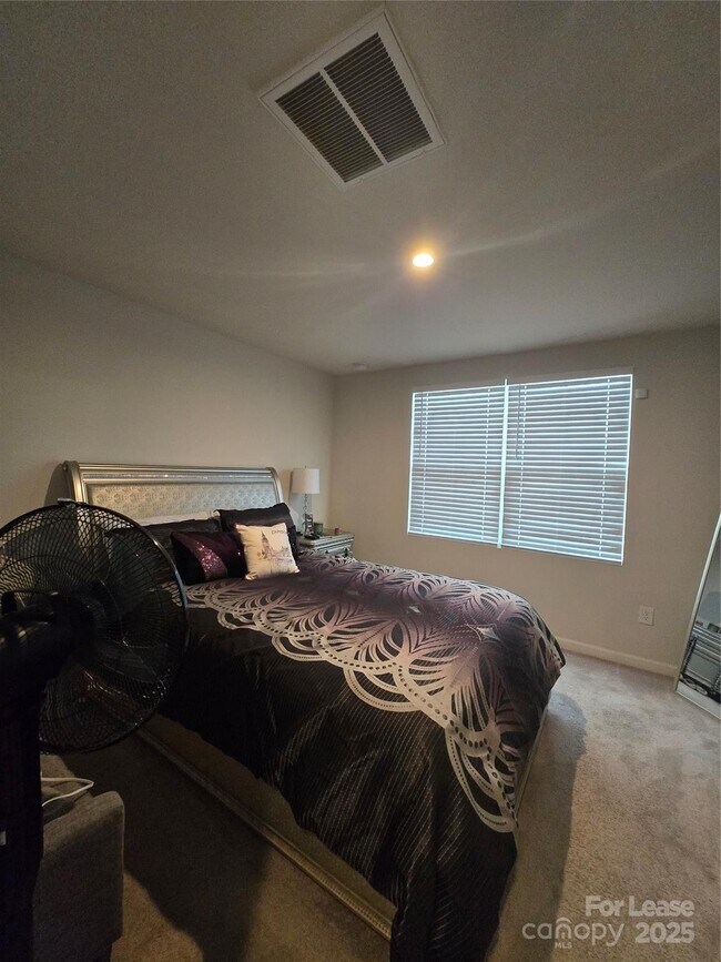 Foto del edificio - 7013 Brightwork Ln