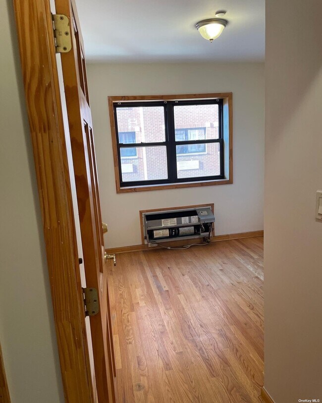 Building Photo - 46-06 88th St