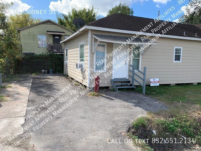 Foto del edificio - 6101 Sidney St