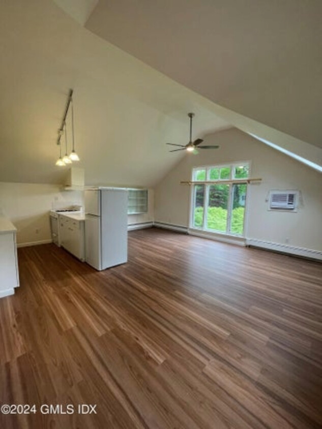 Kitchen/Living Room - 15 Locust Rd