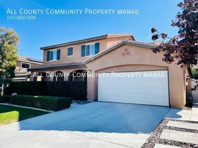 Primary Photo - Beautiful 2 Story Home in Audie Murphy!