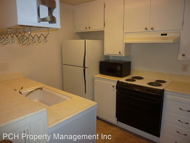 Building Photo - 2 br, 1 bath House - 6442 Auburn Blvd #1