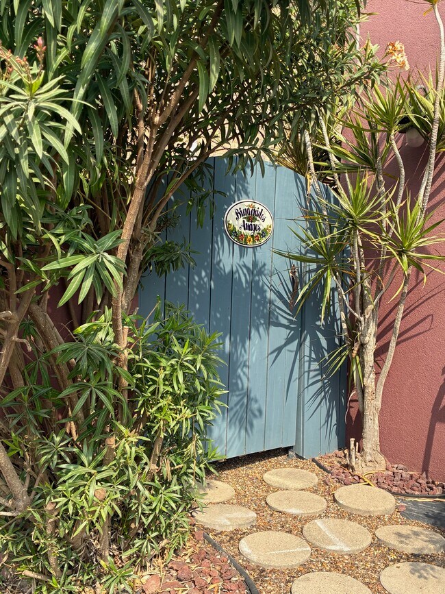 Foto del edificio - 902 Pompano Ave