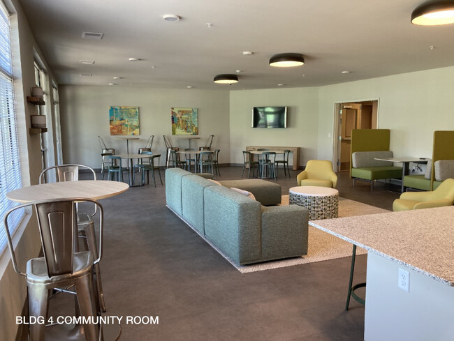 Community Room - The Meadowlands