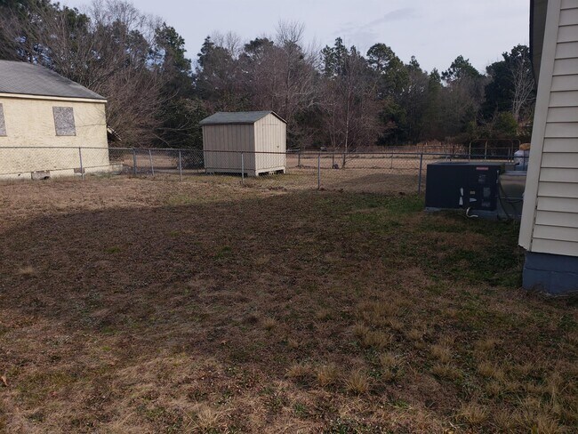 Foto del edificio - 632 Eva Cir