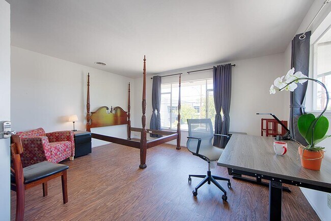 Foto del edificio - 2262 Yale St