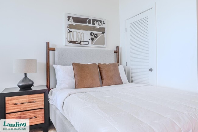 Building Photo - 632 Howard Rd SE