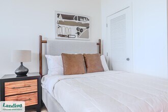 Building Photo - 632 Howard Rd SE