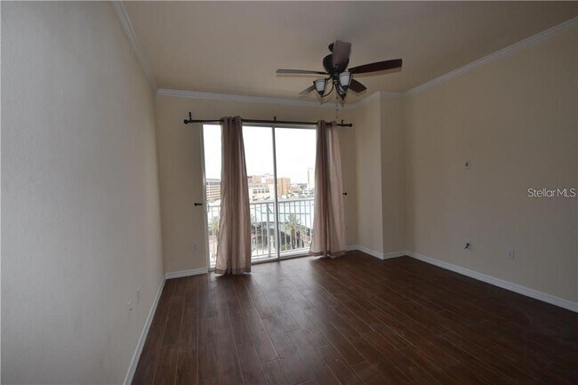 Foto del edificio - 700 S Harbour Island Blvd