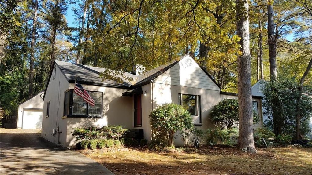 Vivienda unifamiliar - 802 S Candler St