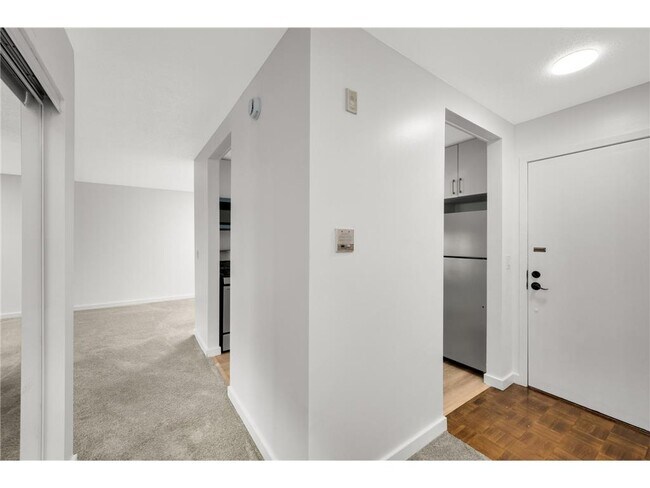Foto del edificio - 7500 Cahill Rd
