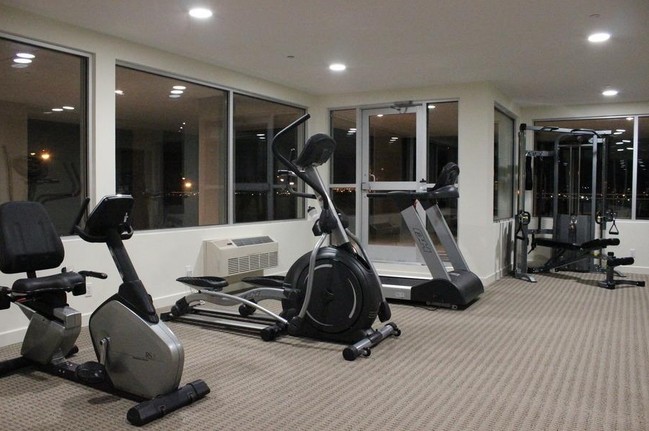 Gimnasio - The View Luxury Apartments