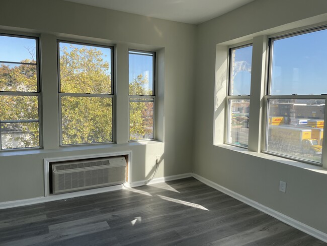 Bedroom - 500 Magnolia Ave