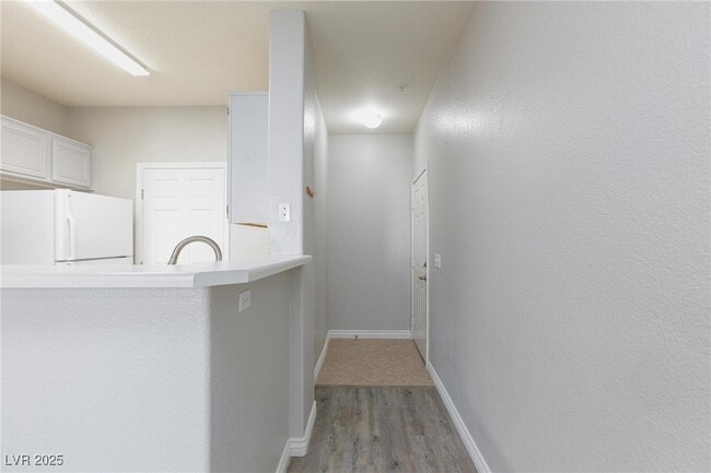 Building Photo - 7119 S Durango Dr
