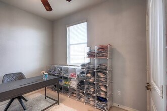 Building Photo - 108 Cove Cir