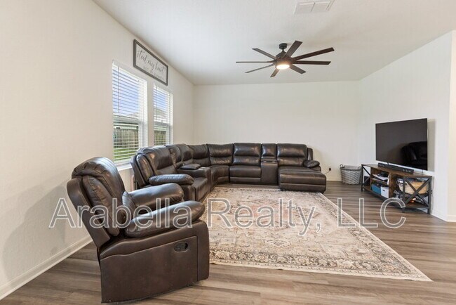 Building Photo - 8429 Falcon Meadow Dr