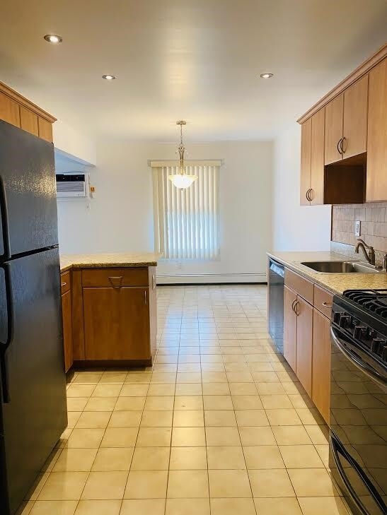 Foto del edificio - 126 RIVERVIEW Ct
