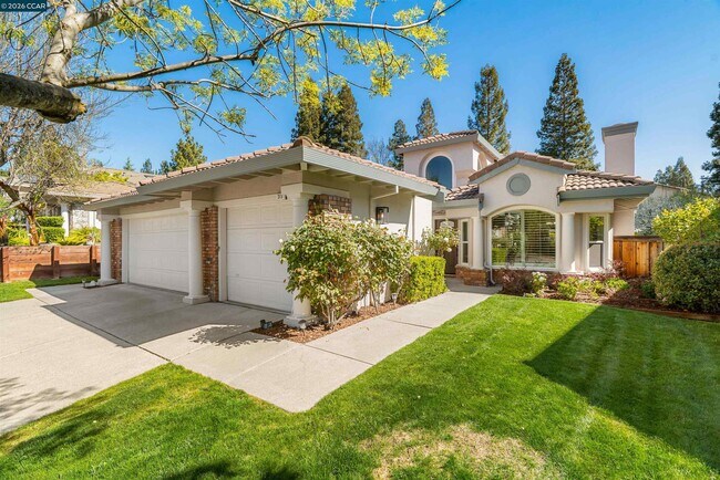 Building Photo - 313 Deepcreek Ct