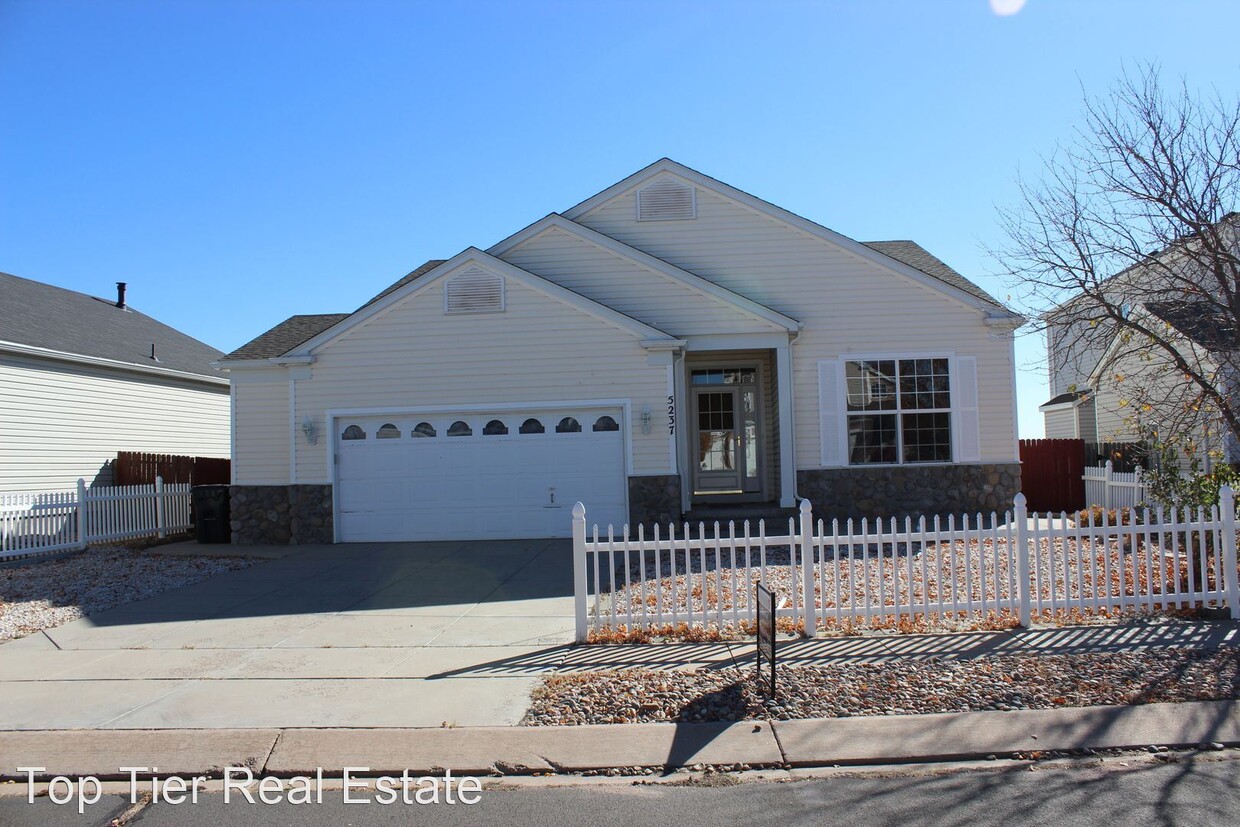 Primary Photo - 5 br, 3 bath House - 5237 Sand Hill Dr