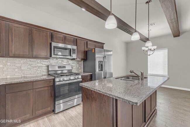 Foto del edificio - 3626 Morgan Bay Pl