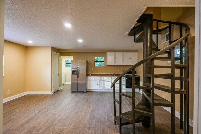 Foto del edificio - 10031 Union Park Dr