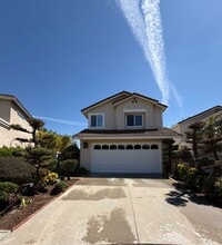 Building Photo - 28372 Via Nandina