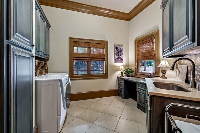 Foto del edificio - 6407 Grand Marina Cir
