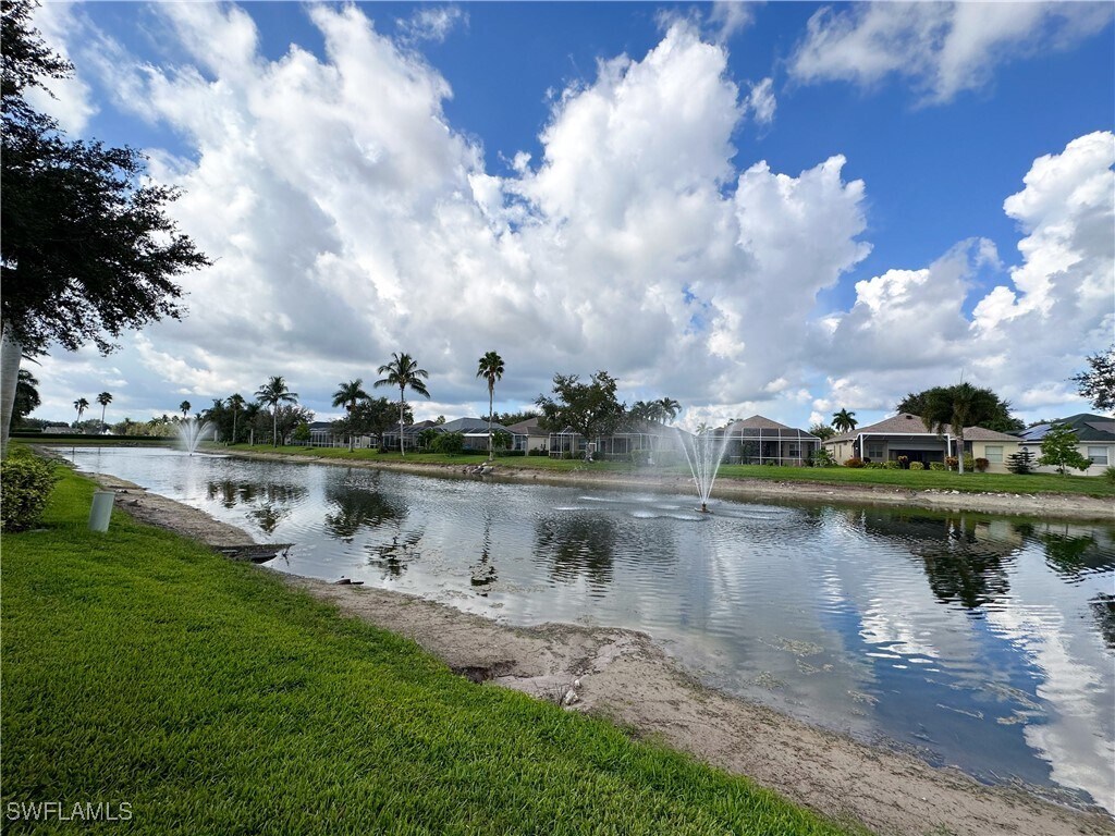 Building Photo - 8220 Ibis Cove Cir