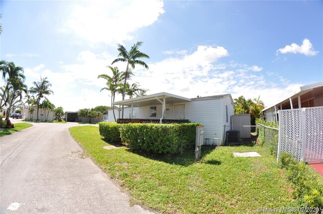 Building Photo - 19800 SW 180th Ave