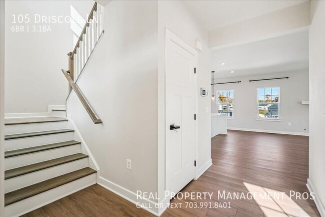 Foto del edificio - 105 Driscoll Ln