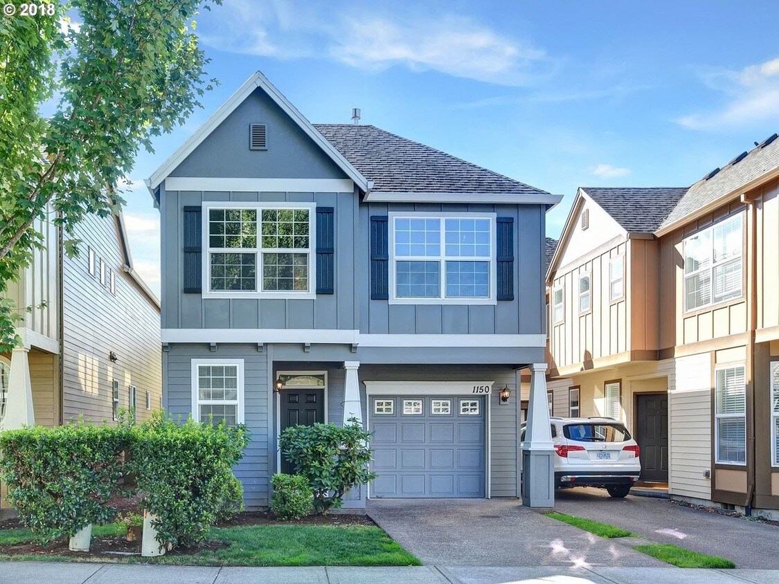 Foto principal - 3 br, 2.5 bath House - 1150 SE Bacarra Street