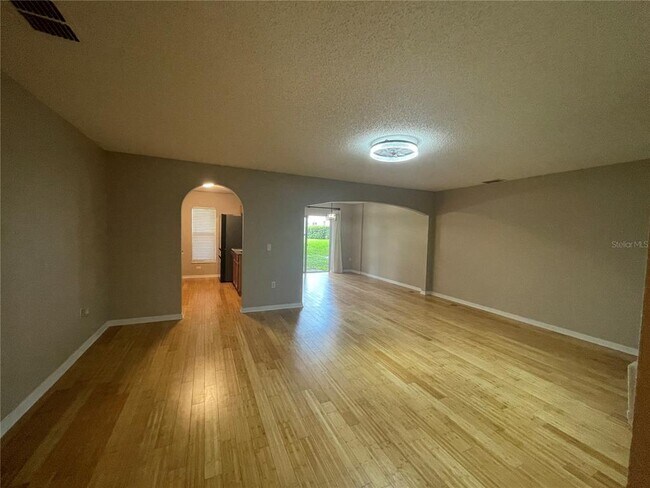 Building Photo - 4712 Ashburn Square Dr