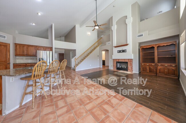 Foto del edificio - 831 S Rincon Rising Rd