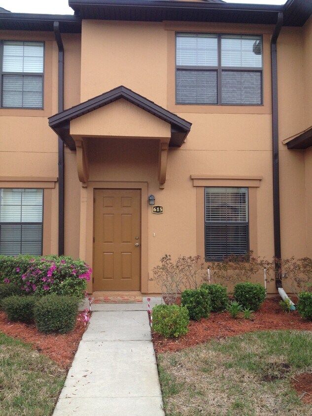 Foto principal - 615 Drake Bay Terrace